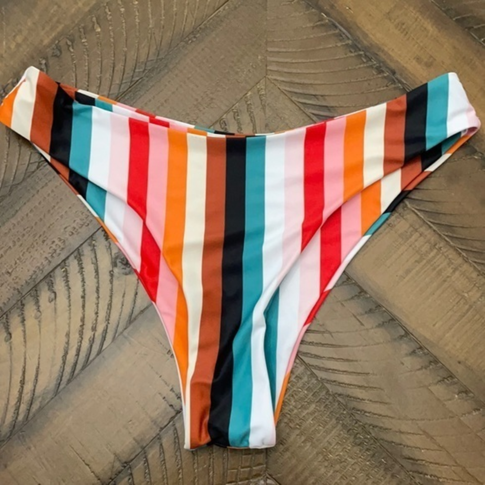 M | ZAFUL Size 6 Swimsuit Bottoms